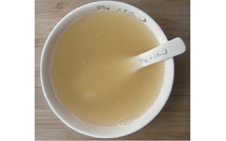 夏日解暑，這碗冷藏的野生葛根粉藏著自然的清涼答案?
